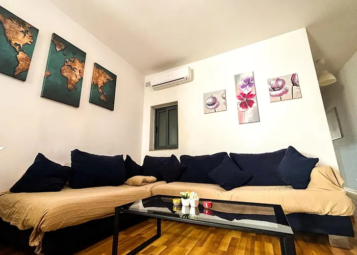 Side Sea View Apartment